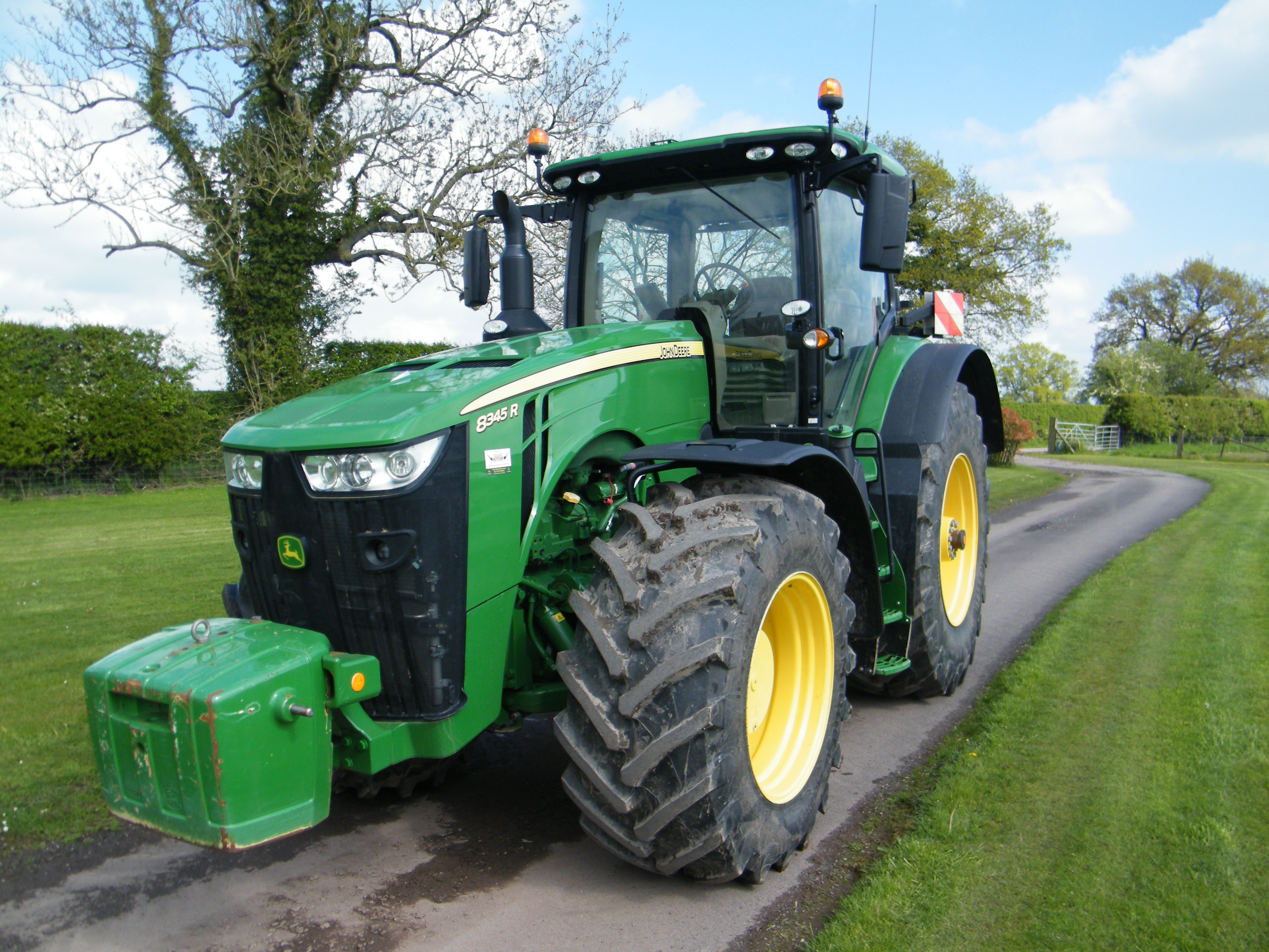 JOHN DEERE 8345R